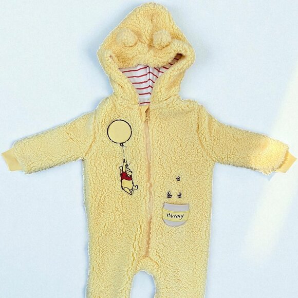 Little Sleepies Winnie the Pooh Sherpa Zip Romper 6-12m Bamboo Lined Bodysuit - Picture 1 of 9
